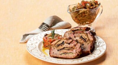 Картинки по запросу Вкусные закуски к новогоднему столу Буженина с черносливом