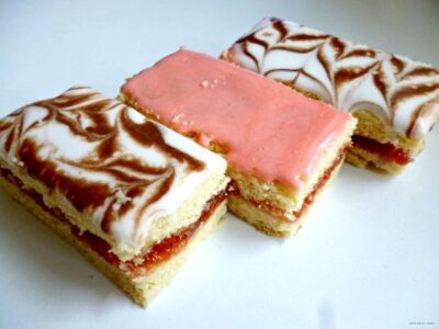 Вкус из детства, три вкуснейших и дешёвых пирожных из СССР