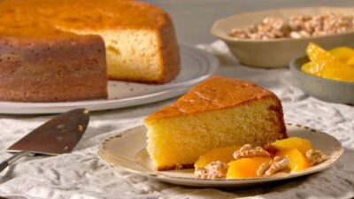 Пирог из ряженки: рецепт простой, но вкусной выпечки