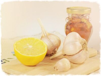 Картинки по запросу Рецепт на основе чеснока и лимона