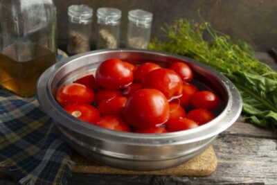gustoy tomatnyiy sous s lukom i sladkim pertsem 05 640x427