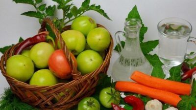 Готовлю каждый год. Улетают первыми. Маринованные зеленые помидоры на зиму